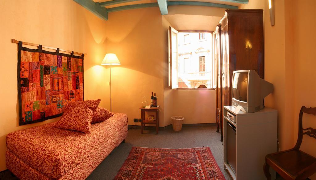 Casa Lemmi Guest House San Quirico d'Orcia Room photo